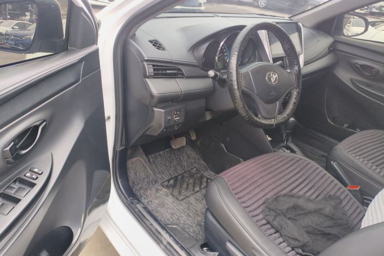 Used Toyota YARiS L Zhi Xuan 2017 1.5E CVT Enhanced Performance Edition Driver Seat