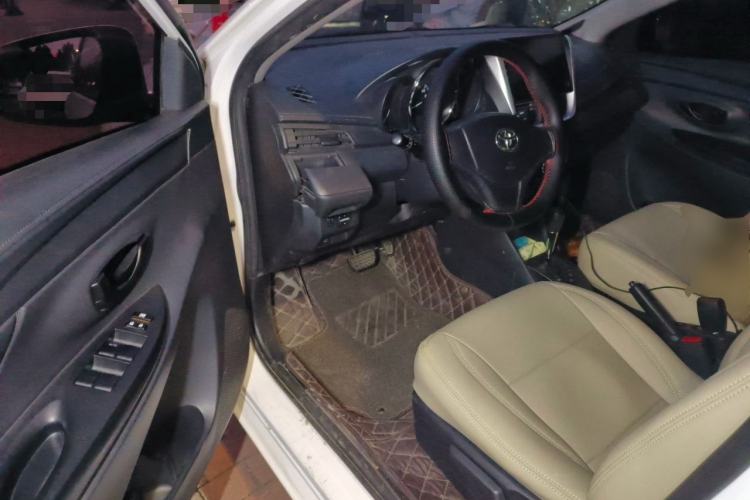 Used Toyota YARiS L Zhi Xuan 2017 1.5E CVT Enhanced Performance Edition Driver Seat