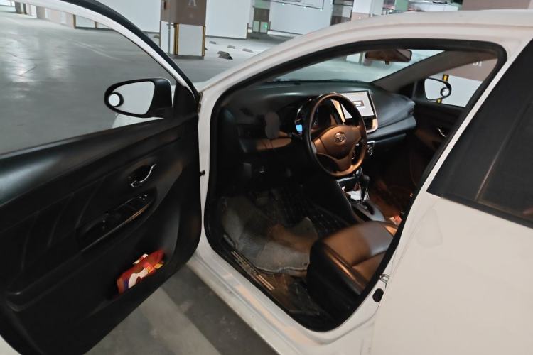 Used Toyota YARiS L Zhi Xuan 2017 1.5E CVT Enhanced Performance Edition Driver Seat