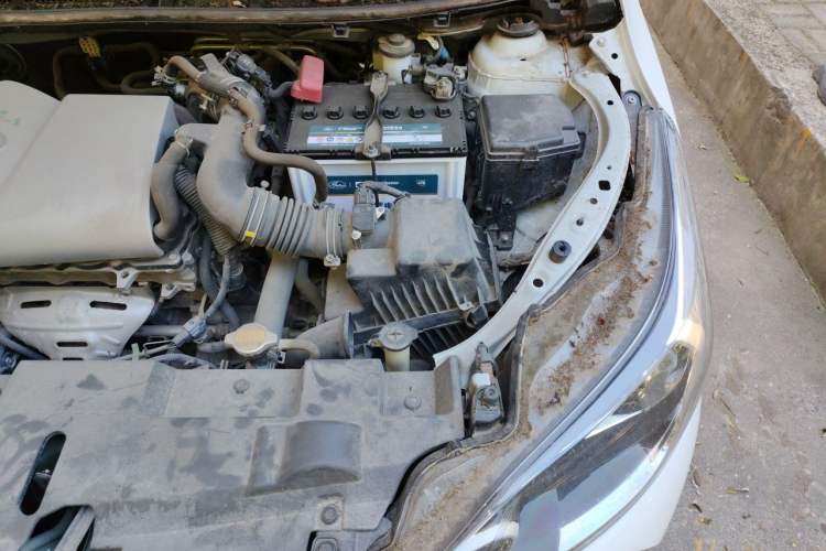 Used Toyota YARiS L Zhi Xuan 2017 1.5E CVT Enhanced Performance Edition Engine Bay Left