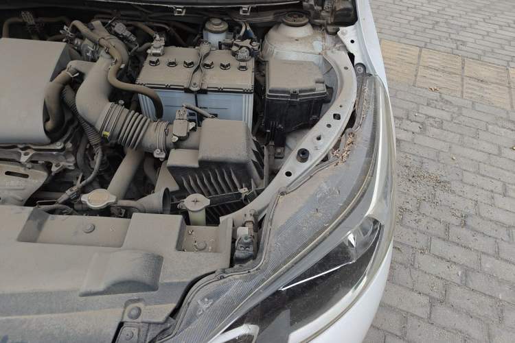 Used Toyota YARiS L Zhi Xuan 2017 1.5E CVT Enhanced Performance Edition Engine Bay Left