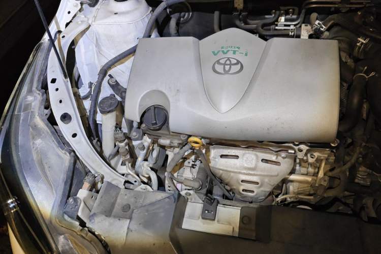 Used Toyota YARiS L Zhi Xuan 2017 1.5E CVT Enhanced Performance Edition Engine Bay Right