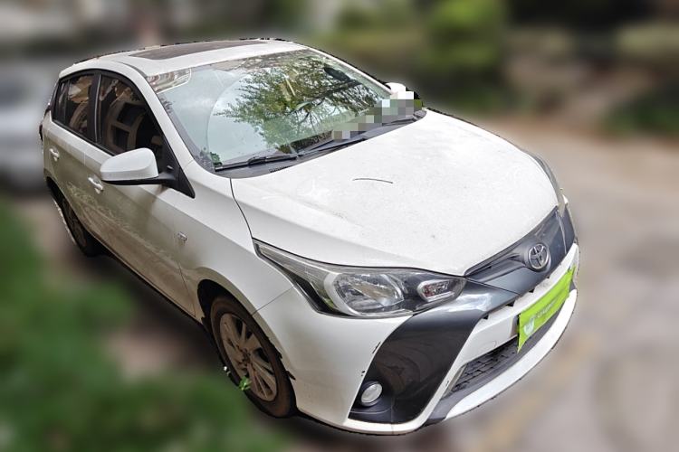 Used Toyota YARiS L Zhi Xuan 2017 1.5G CVT JingSu Model with Upgraded Sunroof Exterior 2