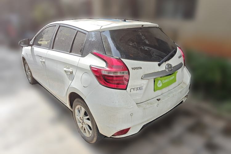 Used Toyota YARiS L Zhi Xuan 2017 1.5G CVT JingSu Model with Upgraded Sunroof Exterior 3
