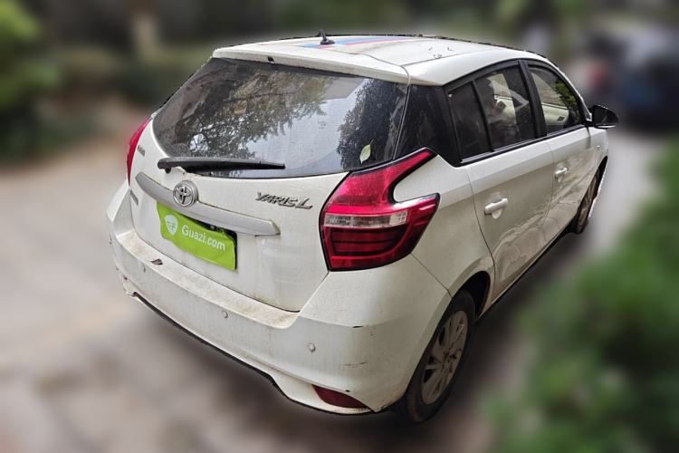 Used Toyota YARiS L Zhi Xuan 2017 1.5G CVT JingSu Model with Upgraded Sunroof Exterior 5