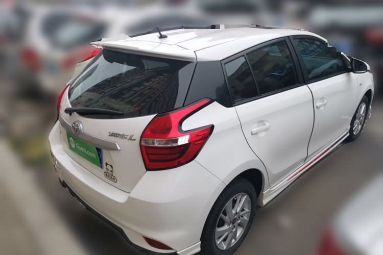 Used Toyota YARiS L Zhi Xuan 2017 1.5G CVT JingSu Model with Upgraded Sunroof Exterior 5