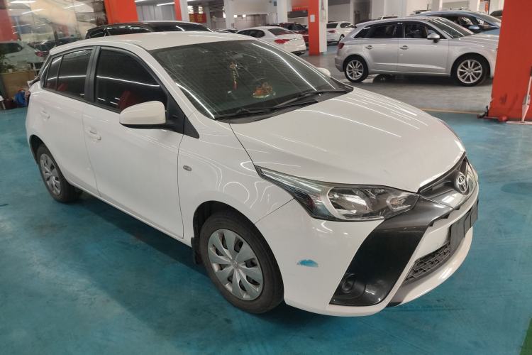 Used Toyota YARiS L Zhi Xuan 2017 1.5E CVT Enhanced Performance Edition Front Right 45 Deg