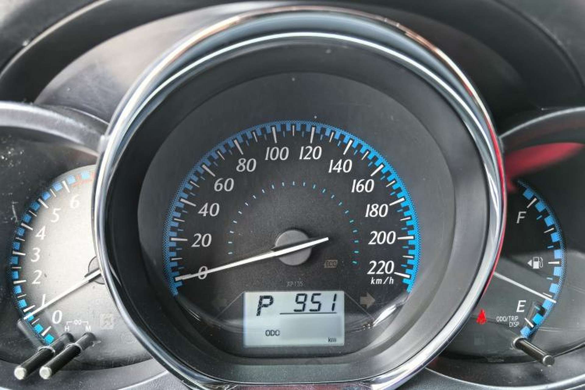 Used Toyota YARiS L Zhi Xuan 2017 1.5E CVT Enhanced Performance Edition Instrument Cluster