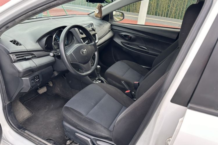 Used Toyota YARiS L Zhi Xuan 2017 1.5E CVT Enhanced Performance Edition Interior 1