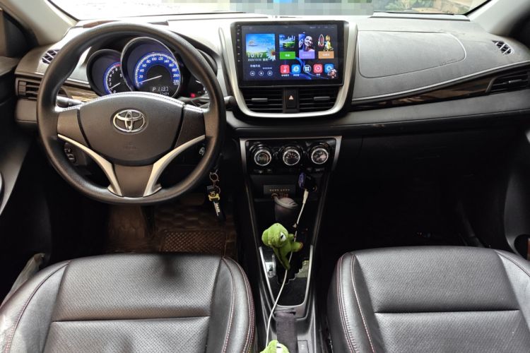 Used Toyota YARiS L Zhi Xuan 2017 1.5G CVT JingSu Model with Upgraded Sunroof Interior 2