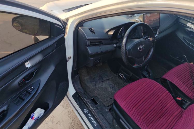 Used Toyota YARiS L Zhi Xuan 2017 1.5E CVT Enhanced Performance Edition Interior 3
