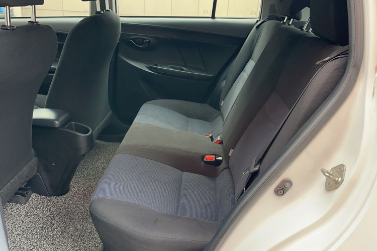 Used Toyota YARiS L Zhi Xuan 2017 1.5E CVT Enhanced Performance Edition Interior 4
