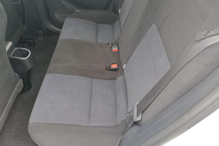 Used Toyota YARiS L Zhi Xuan 2017 1.5E CVT Enhanced Performance Edition Interior 4