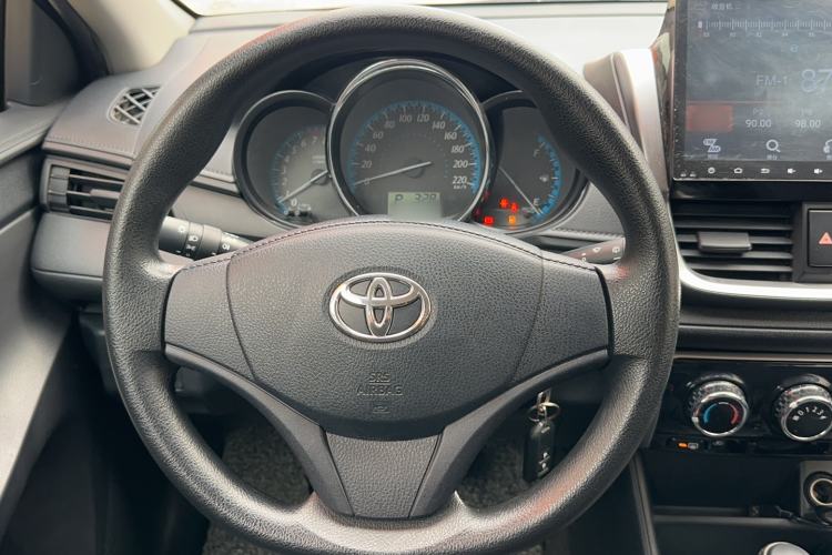 Used Toyota YARiS L Zhi Xuan 2017 1.5E CVT Enhanced Performance Edition Interior 6