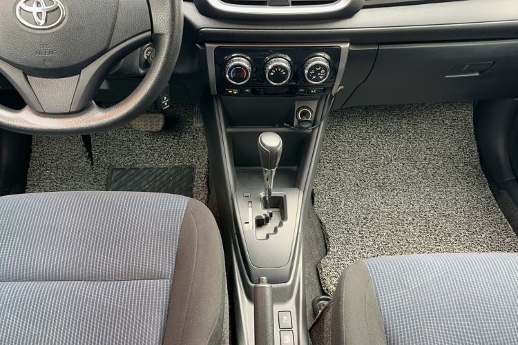 Used Toyota YARiS L Zhi Xuan 2017 1.5E CVT Enhanced Performance Edition Interior 8