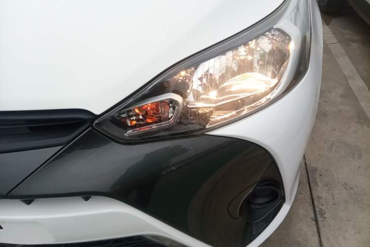 Used Toyota YARiS L Zhi Xuan 2017 1.5E CVT Enhanced Performance Edition Left Front Headlight
