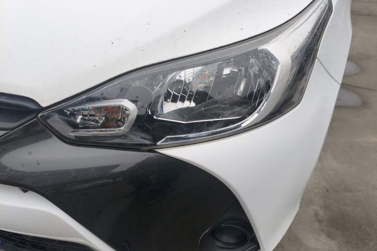 Used Toyota YARiS L Zhi Xuan 2017 1.5E CVT Enhanced Performance Edition Left Front Headlight
