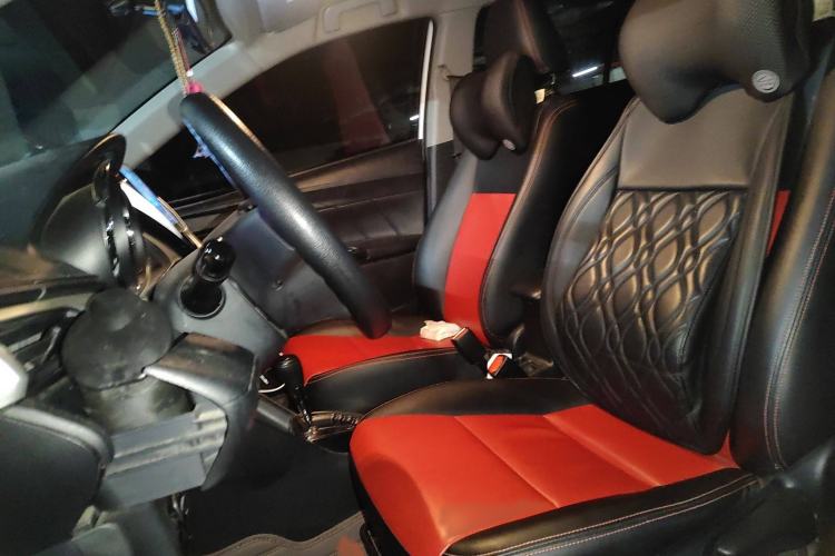 Used Toyota YARiS L Zhi Xuan 2017 1.5E CVT Enhanced Performance Edition Left Front Seat