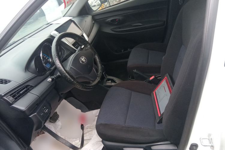 Used Toyota YARiS L Zhi Xuan 2017 1.5E CVT Enhanced Performance Edition Left Front Seat