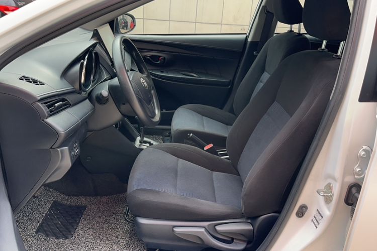 Used Toyota YARiS L Zhi Xuan 2017 1.5E CVT Enhanced Performance Edition Left Front Seat