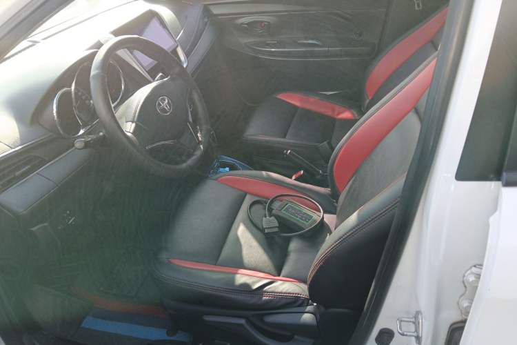 Used Toyota YARiS L Zhi Xuan 2017 1.5E CVT Enhanced Performance Edition Left Front Seat