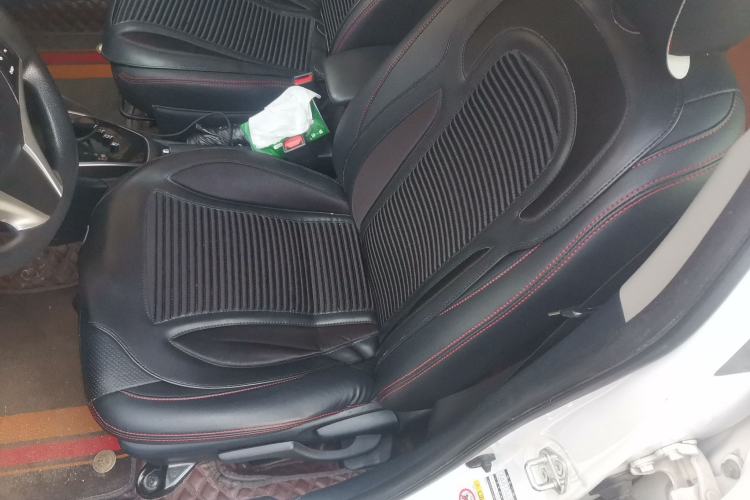 Used Toyota YARiS L Zhi Xuan 2017 1.5G CVT JingSu Model with Upgraded Sunroof Left Front Seat