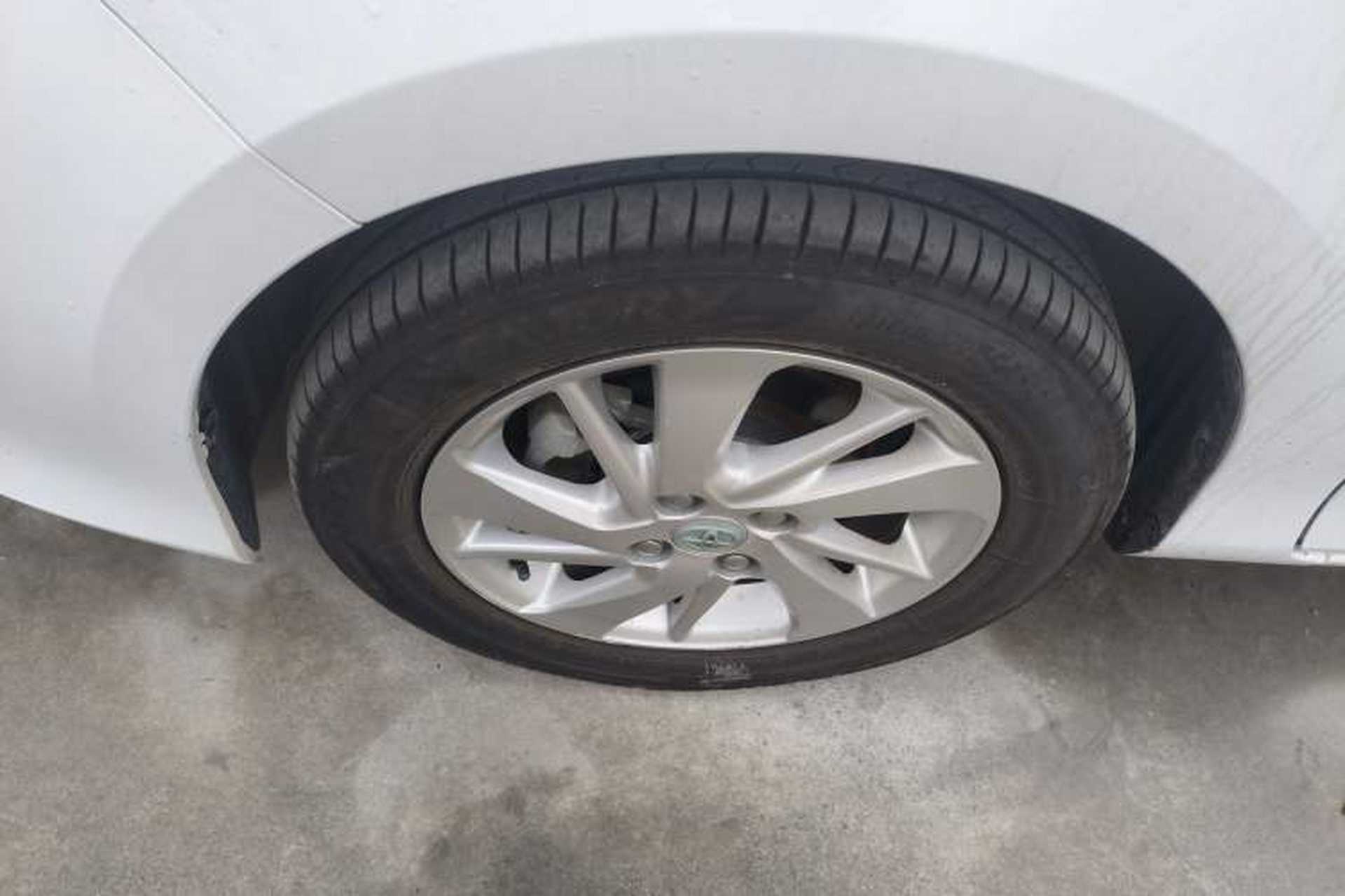 Used Toyota YARiS L Zhi Xuan 2017 1.5E CVT Enhanced Performance Edition Left Front Wheel Hub