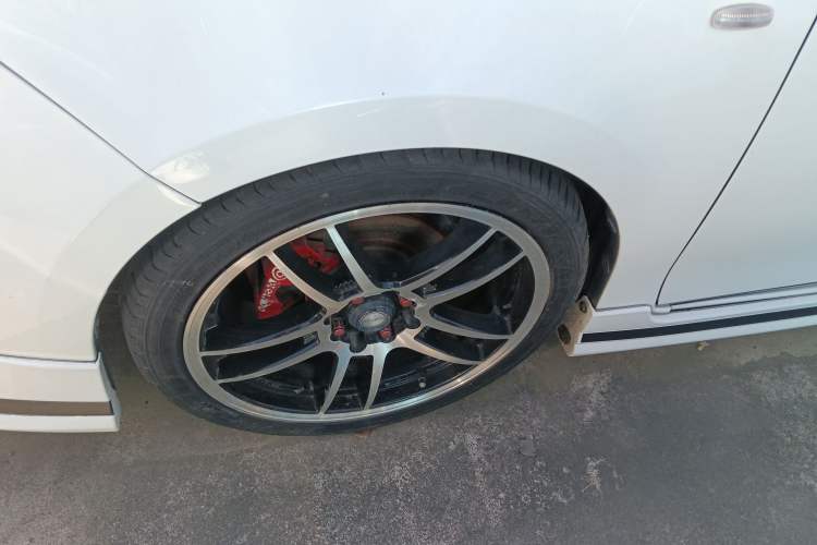 Used Toyota YARiS L Zhi Xuan 2017 1.5E CVT Enhanced Performance Edition Left Front Wheel Hub
