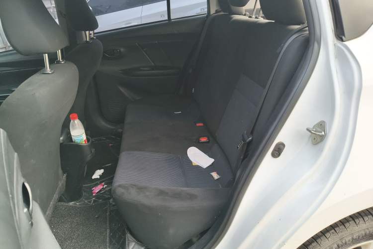 Used Toyota YARiS L Zhi Xuan 2017 1.5E CVT Enhanced Performance Edition Left Rear Seat