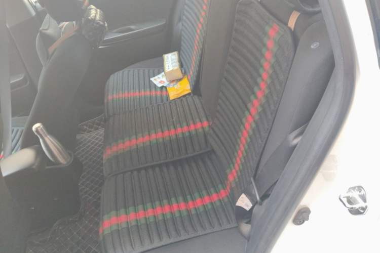 Used Toyota YARiS L Zhi Xuan 2017 1.5E CVT Enhanced Performance Edition Left Rear Seat