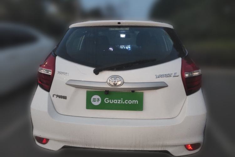 Used Toyota YARiS L Zhi Xuan 2017 1.5G CVT JingSu Model with Upgraded Sunroof Rear