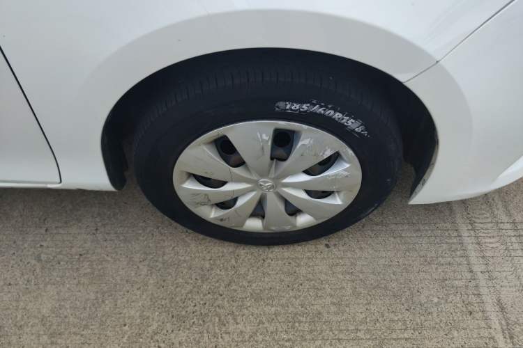 Used Toyota YARiS L Zhi Xuan 2017 1.5E CVT Enhanced Performance Edition Right Front Wheel Hub