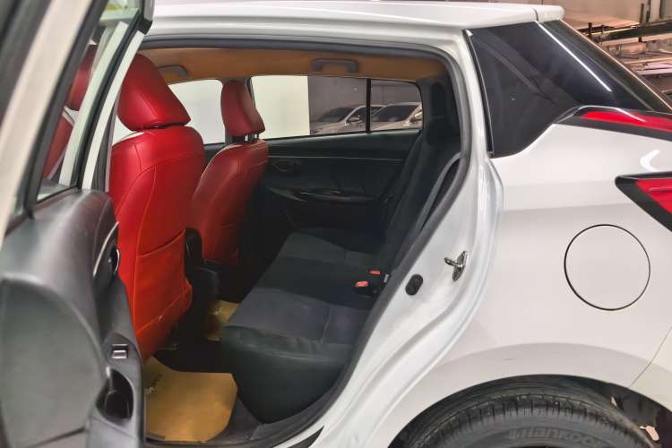 Used Toyota YARiS L Zhi Xuan 2017 1.5E CVT Enhanced Performance Edition Right Rear Seat