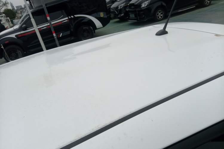 Used Toyota YARiS L Zhi Xuan 2017 1.5E CVT Enhanced Performance Edition Roof
