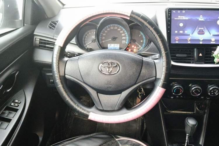 Used Toyota YARiS L Zhi Xuan 2017 1.5E CVT Enhanced Performance Edition Steering Wheel