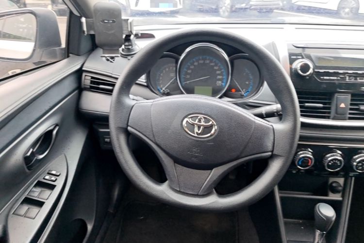 Used Toyota YARiS L Zhi Xuan 2017 1.5E CVT Enhanced Performance Edition Steering Wheel