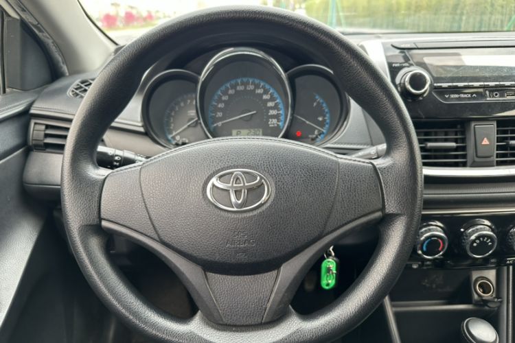 Used Toyota YARiS L Zhi Xuan 2017 1.5E CVT Enhanced Performance Edition Steering Wheel