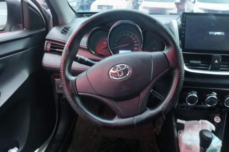 Used Toyota YARiS L Zhi Xuan 2017 1.5E CVT Enhanced Performance Edition Steering Wheel