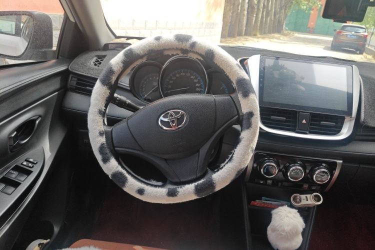 Used Toyota YARiS L Zhi Xuan 2017 1.5E CVT Enhanced Performance Edition Steering Wheel