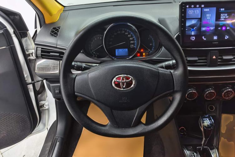 Used Toyota YARiS L Zhi Xuan 2017 1.5E CVT Enhanced Performance Edition Steering Wheel