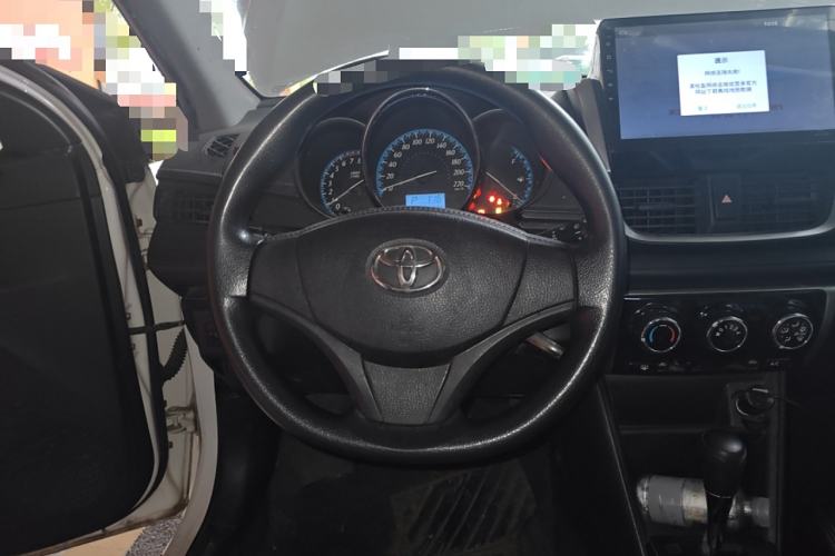 Used Toyota YARiS L Zhi Xuan 2017 1.5E CVT Enhanced Performance Edition Steering Wheel