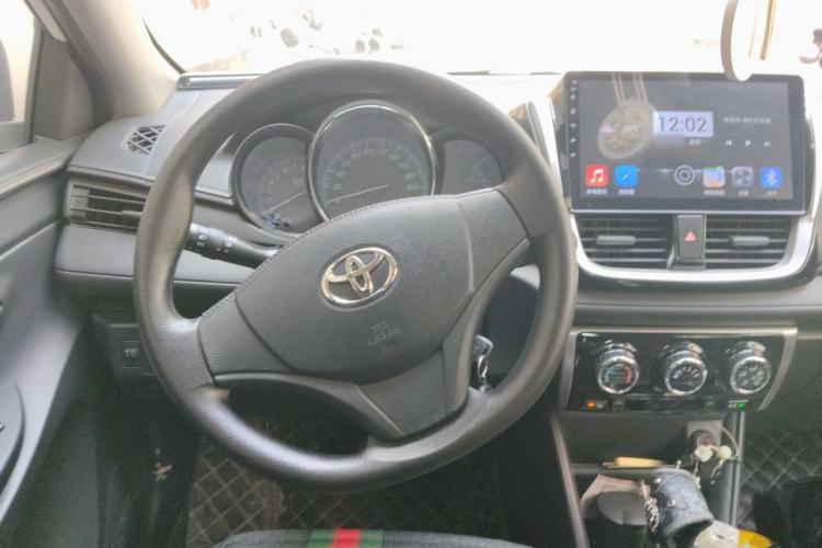 Used Toyota YARiS L Zhi Xuan 2017 1.5E CVT Enhanced Performance Edition Steering Wheel
