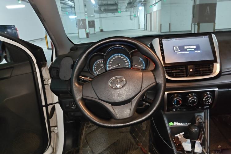 Used Toyota YARiS L Zhi Xuan 2017 1.5E CVT Enhanced Performance Edition Steering Wheel