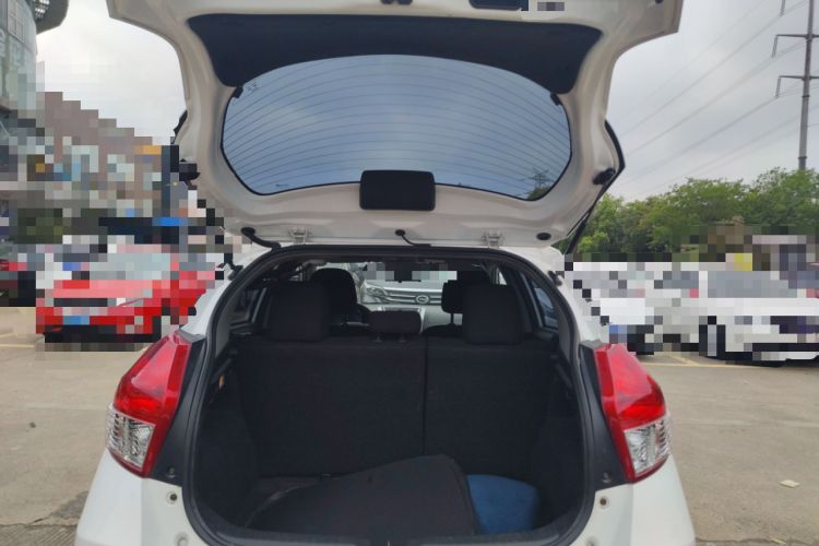 Used Toyota YARiS L Zhi Xuan 2017 1.5E CVT Enhanced Performance Edition Trunk