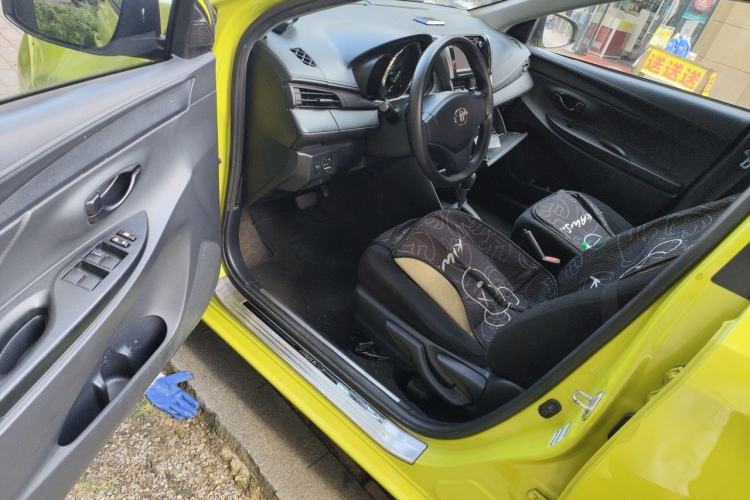 Used Toyota YARiS L Zhi Xuan 2017 1.5E CVT Enhanced Performance Edition Driver Seat