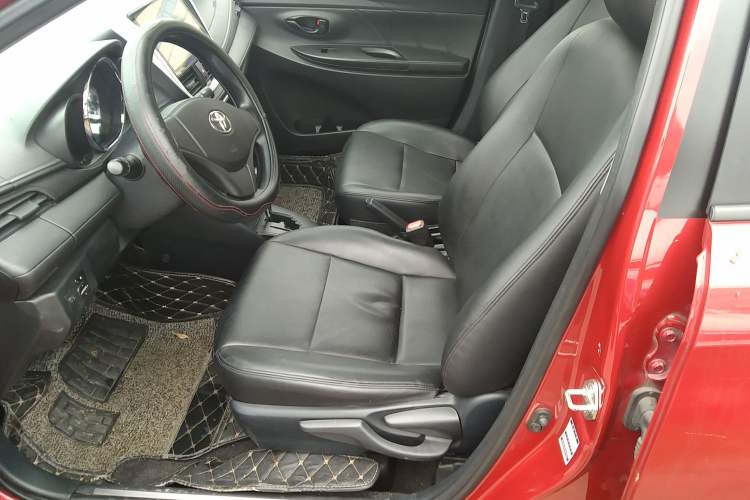 Used Toyota YARiS L Zhi Xuan 2018 1.5E CVT Champion Limited Edition Left Front Seat