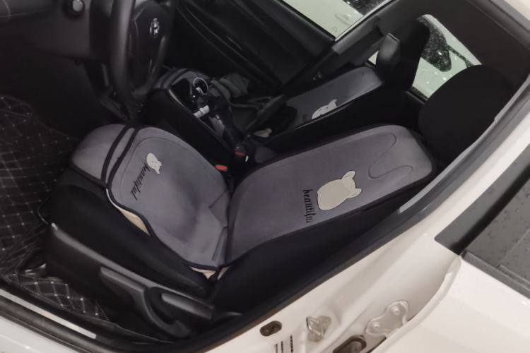 Used Toyota YARiS L Zhi Xuan 2018 1.5E CVT Champion Limited Edition Left Front Seat