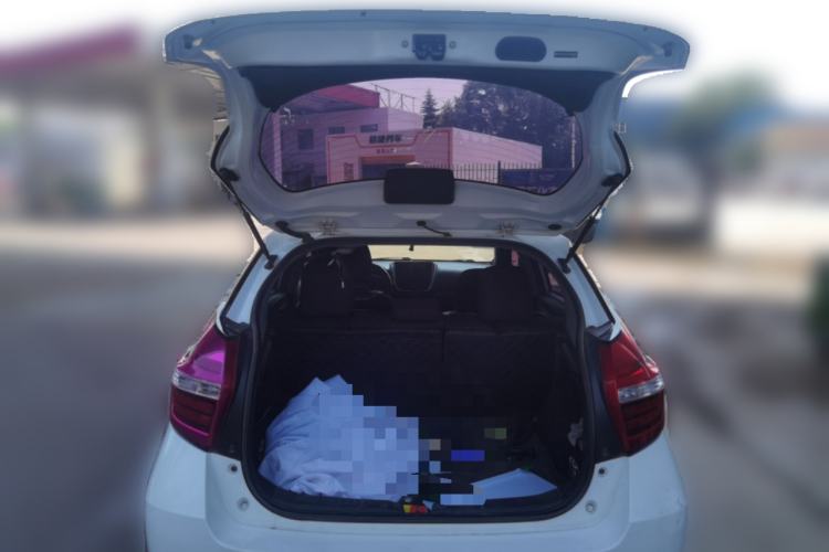 Used Toyota YARiS L Zhi Xuan 2018 1.5E CVT Champion Limited Edition Trunk