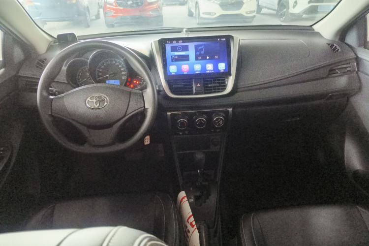 Used Toyota YARiS L Zhi Xuan 2019 1.5E CVT Dynamic Edition China VI compliant Center Console