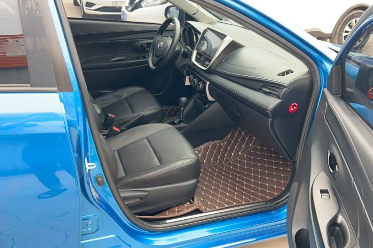 Used Toyota YARiS L Zhi Xuan 2019 1.5E CVT Dynamic Edition China VI compliant Interior 5